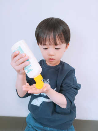 더마비 에브리데이 선블록 SPF50+PA++++ — 5점을 준 리뷰어가 2020년 4월 올린 사용 사진