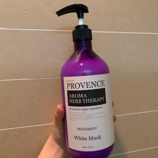 프로방스 화이트머스 퍼퓸 트리트먼트 1000ml — 5점을 준 리뷰어가 2020년 8월 올린 사용 사진