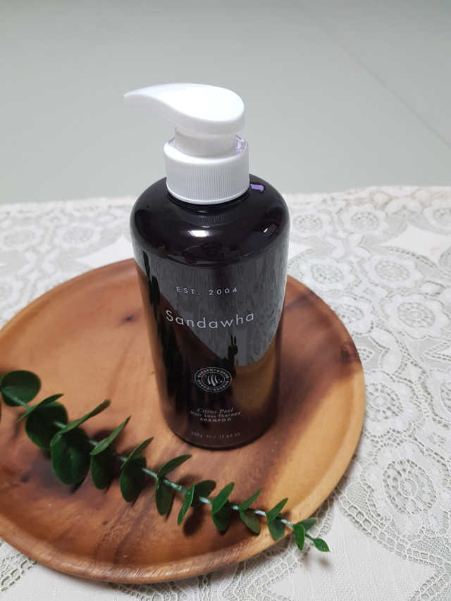 산다화 헤어로스 테라피 샴푸 500g 리뷰 사진