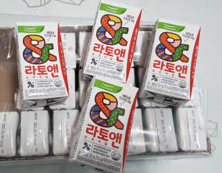 [풀무원녹즙] 어린이 과채음료, 라토앤 트로피칼 1box — 5점을 준 리뷰어가 2020년 10월 올린 사용 사진