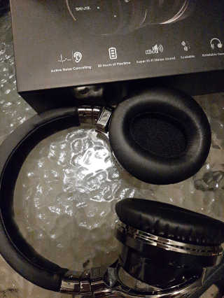SEVIZ Bluetooth Headphones 10 3color — 5점을 준 리뷰어가 2020년 6월 올린 사용 사진
