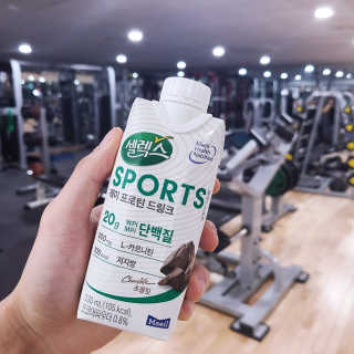 셀렉스스포츠 셀렉스 스포츠 드링크 초콜릿 _ 330ml x 12팩 — 5점을 준 리뷰어가 2020년 11월 올린 사용 사진