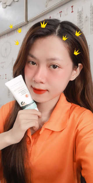 fermierpapa 모 링가 무기질 차 에센스 자외선 차단제 SPF50 + PA +++ 50g — 5점을 준 리뷰어가 2020년 12월 올린 사용 사진