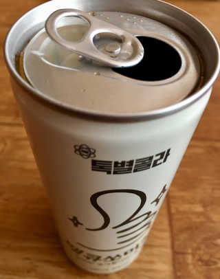 일화 No 슈가0Kcal 스테비아 톡별콜라 콤보팩 250mlX30 캔 — 4점을 준 리뷰어가 2020년 7월 올린 사용 사진