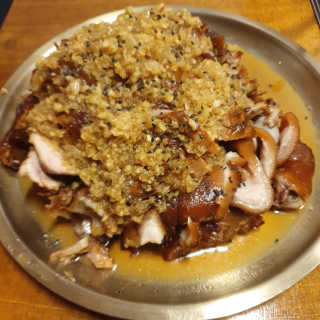[동네맛집족발] 4개 족발 중 택1 — 5점을 준 리뷰어가 2020년 5월 올린 사용 사진