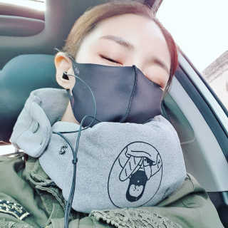코오 바게트 필로우 메모리폼 목베개 — 5점을 준 리뷰어가 2020년 5월 올린 사용 사진