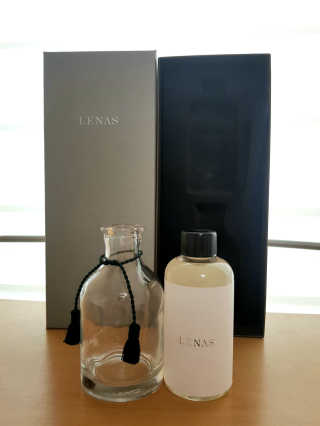 레나스 프리미엄 아로마 디퓨저 200ml  [1SET] — 5점을 준 리뷰어가 2020년 9월 올린 사용 사진