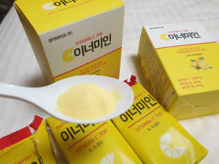 이너미인 VITAMIN-C 700 — 5점을 준 리뷰어가 2020년 8월 올린 사용 사진
