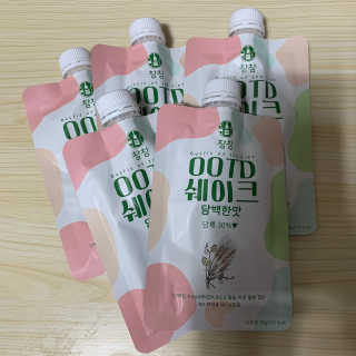 [꾸콤] 참참 OOTD쉐이크 담백한 일주일세트 50g x 5 — 5점을 준 리뷰어가 2020년 11월 올린 사용 사진