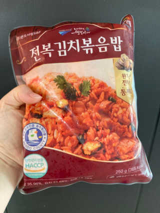 바다는다웰빙이다 전복해물볶음밥/전복김치볶음밥 250g-4봉지 — 5점을 준 리뷰어가 2020년 8월 올린 사용 사진