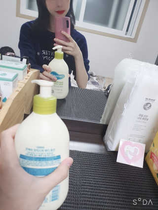 더마비 프레쉬 모이스처 바디 로션 — 5점을 준 리뷰어가 2020년 5월 올린 사용 사진