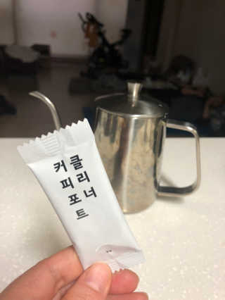 무디메이드 MUDI 커피포트 클리너 2세트 — 5점을 준 리뷰어가 2020년 5월 올린 사용 사진