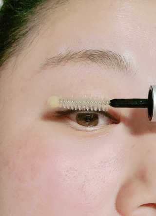 닥터존스킨 눈썹자라 — 5점을 준 리뷰어가 2020년 8월 올린 사용 사진