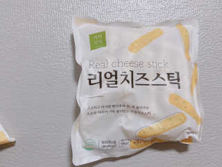 가치식탁 리얼치즈스틱, 리얼크림치즈볼 — 5점을 준 리뷰어가 2020년 10월 올린 사용 사진