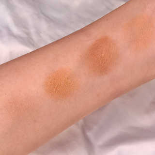 [블랙루즈] 크리스탈 하트 락 섀도우 4종 중 택1 — 5점을 준 리뷰어가 2020년 9월 올린 사용 사진