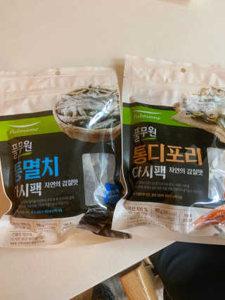 [풀무원] 자연의 감칠맛 통디포리, 통멸치 다시팩 세트 — 5점을 준 리뷰어가 2020년 5월 올린 사용 사진