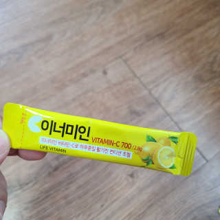 이너미인 VITAMIN-C 700 — 5점을 준 리뷰어가 2020년 9월 올린 사용 사진