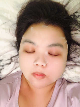 [마더메이드] 브라이트닝 퓨어 진주 마스크 10매입_E — 4점을 준 리뷰어가 2020년 7월 올린 사용 사진