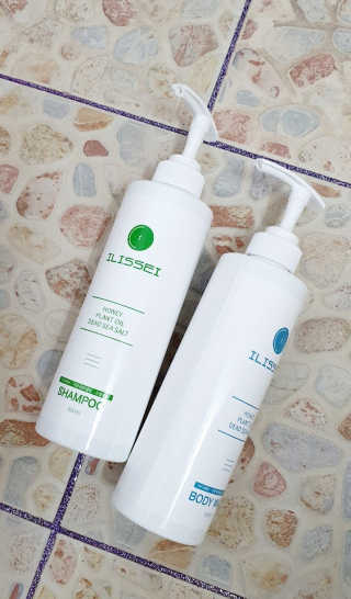 일리세이 허니 샴푸 500ml + 허니 바디워시 500ml 세트 — 4.5점을 준 리뷰어가 2020년 4월 올린 사용 사진