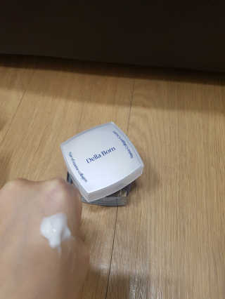 델라본 마린 콜라겐 수분크림 — 4점을 준 리뷰어가 2020년 4월 올린 사용 사진