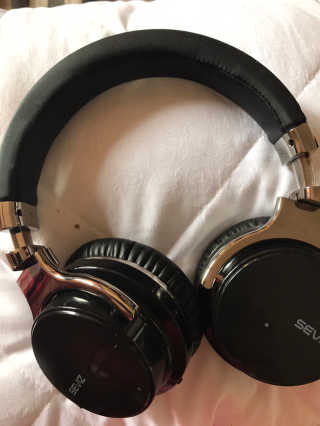 SEVIZ Bluetooth Headphones 10 3color — 5점을 준 리뷰어가 2020년 6월 올린 사용 사진