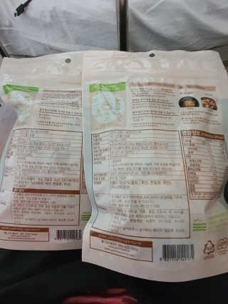 [풀무원] 자연의 감칠맛 통디포리, 통멸치 다시팩 세트 — 5점을 준 리뷰어가 2020년 5월 올린 사용 사진