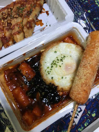 죠스떡볶이 [죠스푸드] 짜빠떡볶이+떡또그+범벅만두 신메뉴 3종 — 4점을 준 리뷰어가 2020년 5월 올린 사용 사진