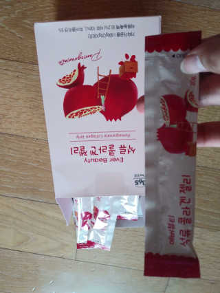 365더건강 에버뷰티 석류콜라겐 젤리 — 5점을 준 리뷰어가 2020년 8월 올린 사용 사진