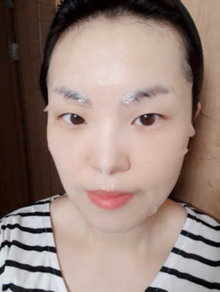 닥터마시멜로 닥터마스멜로 마블러스 아쿠아 클리닉 마스크 — 5점을 준 리뷰어가 2020년 8월 올린 사용 사진