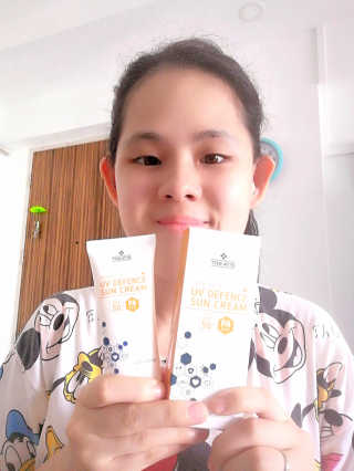 트리티스 SG_[TREATIS] UV Defence Sun Cream — 5점을 준 리뷰어가 2020년 12월 올린 사용 사진