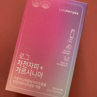 로그네이처 로그 차전자피+가르시니아 — 4점을 준 리뷰어가 2020년 4월 올린 사용 사진