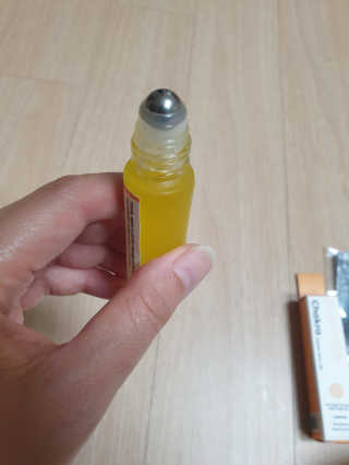 무니스튜디오 차크라 아로마 롤온 7종 10ml — 4점을 준 리뷰어가 2020년 5월 올린 사용 사진