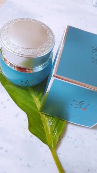 네이처컬렉션 수려한 효비담 수분샘 크림 75ml — 5점을 준 리뷰어가 2020년 5월 올린 사용 사진