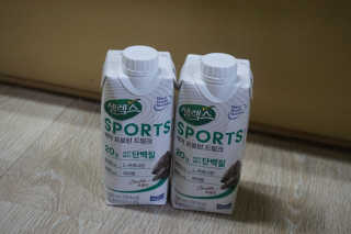 셀렉스스포츠 셀렉스 스포츠 드링크 초콜릿 _ 330ml x 12팩 — 5점을 준 리뷰어가 2020년 11월 올린 사용 사진