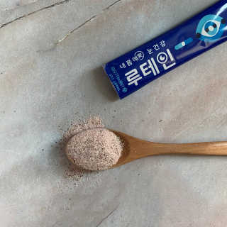 서울약사신협_내몸애눈건강루테인_2g x 50포 — 5점을 준 리뷰어가 2020년 6월 올린 사용 사진