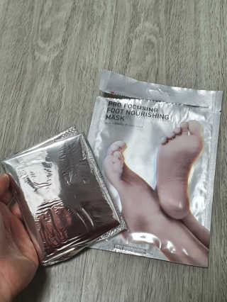 리더스코스메틱 리더스 프로 포커싱 풋 너리싱 마스크/5매 — 5점을 준 리뷰어가 2020년 9월 올린 사용 사진