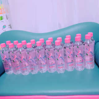 아쿠아스 플레이버워터 [아쿠아스] 제로칼로리 플레이버워터 복숭아/청포도 1BOX 20개입 — 5점을 준 리뷰어가 2020년 6월 올린 사용 사진