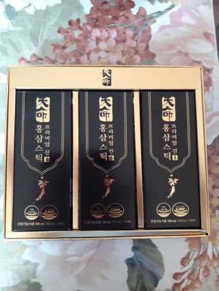 헬스업_천명진프리미엄홍삼스틱_10ml x 30포 — 5점을 준 리뷰어가 2020년 7월 올린 사용 사진