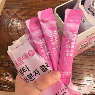 서울약사신협_내몸애뷰티저분자콜라겐_2.5g 50포 — 5점을 준 리뷰어가 2020년 4월 올린 사용 사진