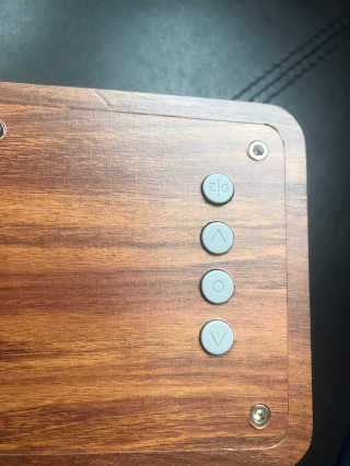 SEVIZ MINI10W 레트로 블루투스 스피커 — 4점을 준 리뷰어가 2020년 10월 올린 사용 사진