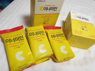 이너미인 VITAMIN-C 700 — 5점을 준 리뷰어가 2020년 8월 올린 사용 사진