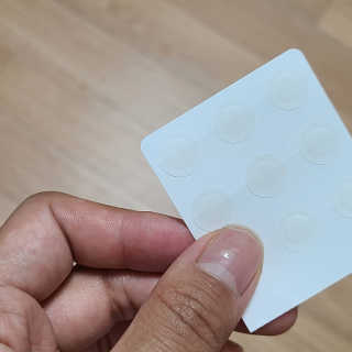 엘라밴드 하이드로 도트 스팟패치 12mm, 티트리 — 4점을 준 리뷰어가 2020년 8월 올린 사용 사진