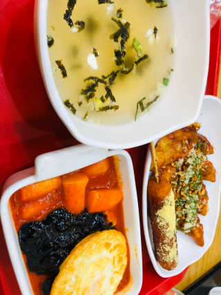 죠스떡볶이 [죠스푸드] 짜빠떡볶이+떡또그+범벅만두 신메뉴 3종 — 5점을 준 리뷰어가 2020년 4월 올린 사용 사진