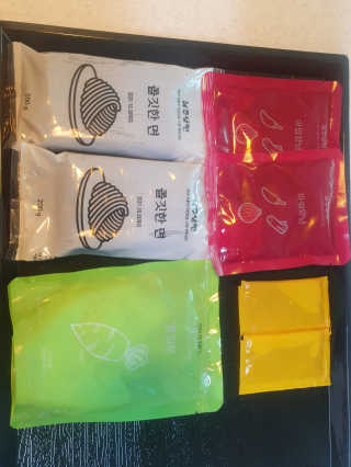 [해주냉면] 신천맛집 매운 비빔냉면 2인분 + 무절임 — 5점을 준 리뷰어가 2020년 5월 올린 사용 사진