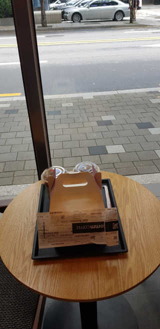 달콤커피 국기원사거리점 [달콤커피국기원사거리점]달콤리뉴얼원두디저트세트 — 5점을 준 리뷰어가 2020년 8월 올린 사용 사진