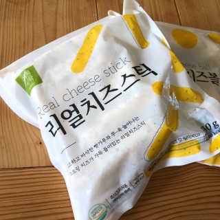 가치식탁 리얼치즈스틱, 리얼크림치즈볼 — 3점을 준 리뷰어가 2020년 8월 올린 사용 사진