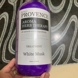 프로방스 화이트머스 퍼퓸 트리트먼트 1000ml — 5점을 준 리뷰어가 2020년 8월 올린 사용 사진