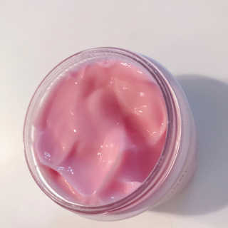어글리프루프 크림 스탑디어글리 핑크모먼트 50ml — 3.5점을 준 리뷰어가 2020년 9월 올린 사용 사진