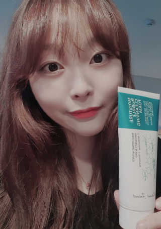 내추럴프렌드 모이스춰 버블 클렌징폼 — 5점을 준 리뷰어가 2020년 11월 올린 사용 사진