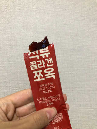 조은약초 석류콜라겐 석류즙 석류쪼옥 젤리 스틱 15포 x 20g — 5점을 준 리뷰어가 2020년 9월 올린 사용 사진